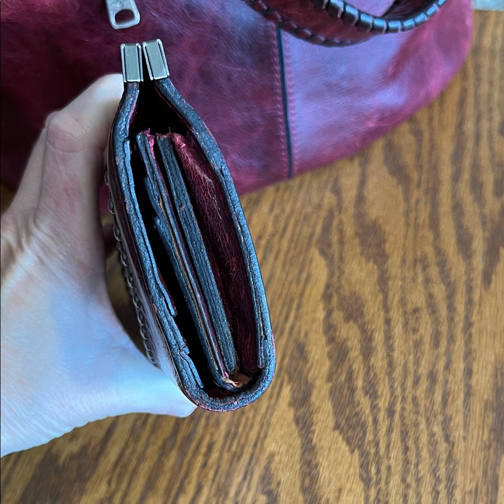 Patricia Nash Deep Red Distressed Leather Hobo Conceal Carry Bag and Wallet - Picture 8 of 16